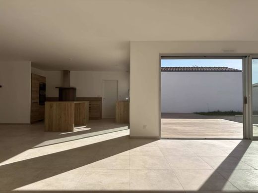 Casa de lujo en Puilboreau, Charenta Marítima