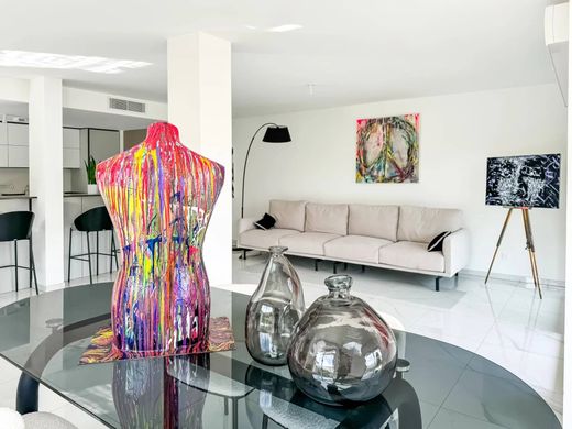 Apartment in Roquebrune-Cap-Martin, Alpes-Maritimes