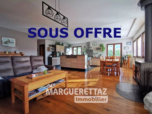 Luxe woning in La Tour, Haute-Savoie