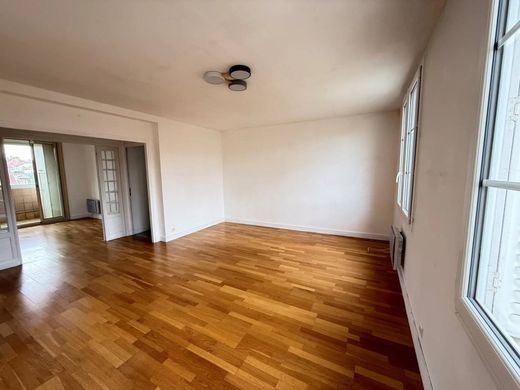 Appartamento a Clamart, Hauts-de-Seine