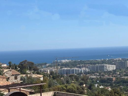 Villa in Mandelieu-la-Napoule, Alpes-Maritimes
