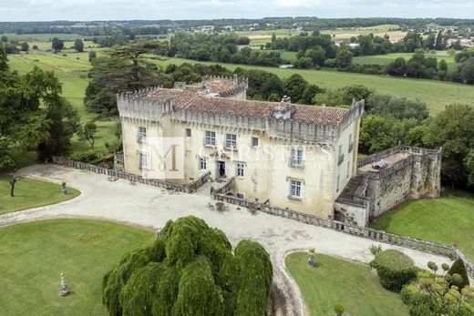 城堡  Angoulême, Charente