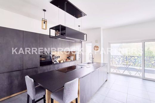 复式住宅  Eisenborn, Junglinster