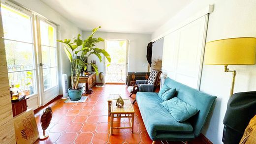 Saint-Jean-Cap-Ferrat, Alpes-Maritimesのアパートメント