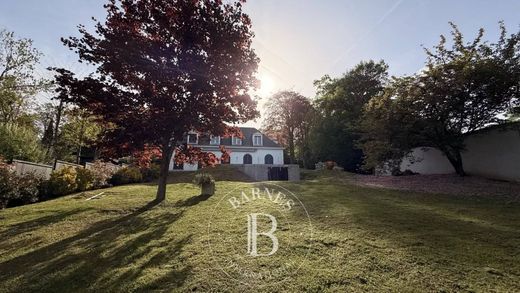 Luxury home in Bougival, Yvelines