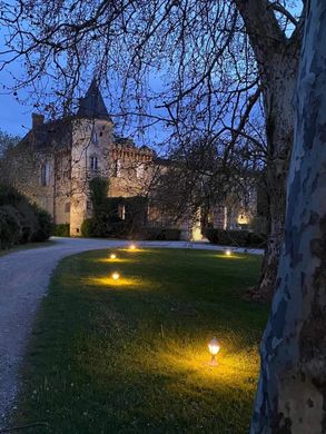 Schloss / Burg in Caraman, Haute-Garonne