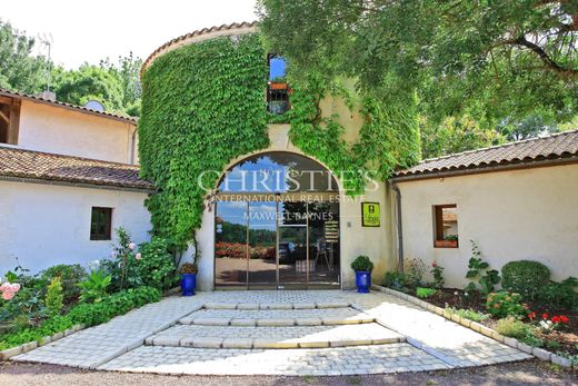 Luxury home in Pons, Charente-Maritime