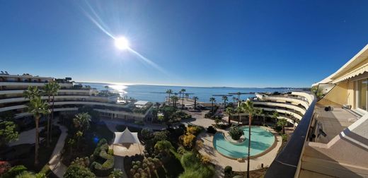 Apartment in Saint-Laurent-du-Var, Alpes-Maritimes