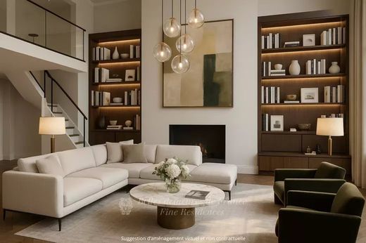 シャンゼリゼ、マドレーヌ、トリアングル・ドール, Parisのアパートメント