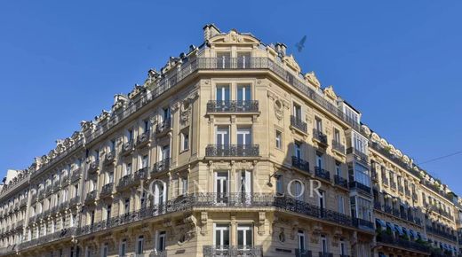 Apartment / Etagenwohnung in Champs-Elysées, Madeleine, Triangle d’or, Paris