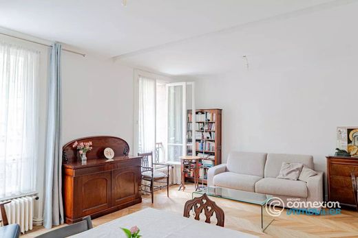 Квартира, La Muette, Auteuil, Porte Dauphine, Paris