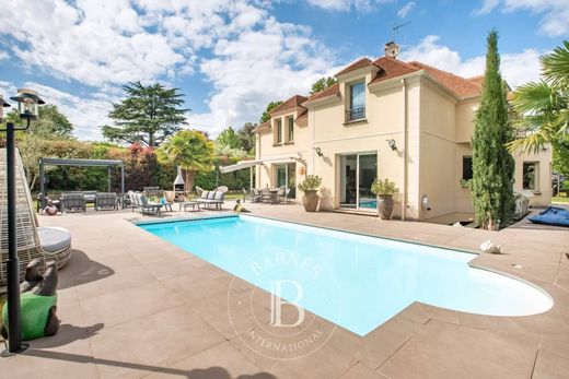 Luxury home in Bougival, Yvelines