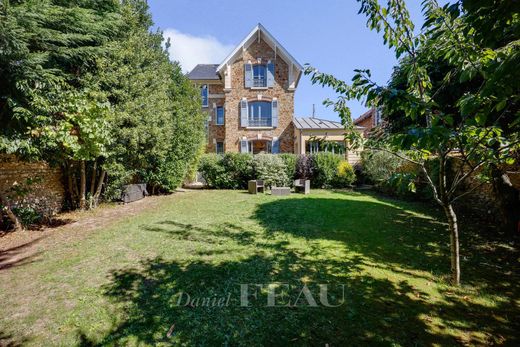 Luxury home in Le Chesnay, Yvelines