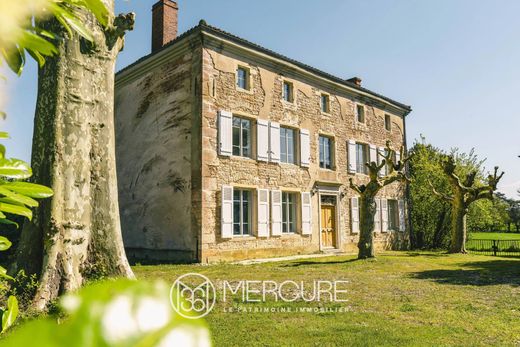 Maison de luxe à Vonnas, Ain