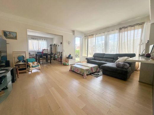 Luksusowy dom w Bondy, Seine-Saint-Denis