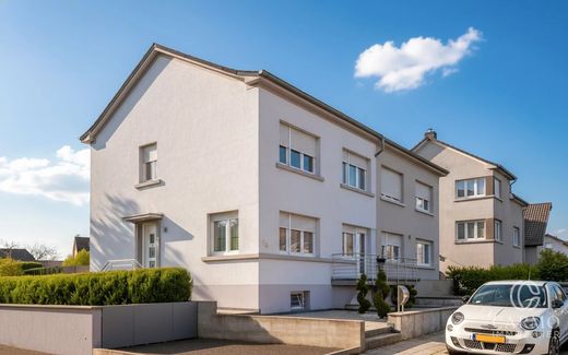 Luksusowy dom w Ehlerange, Sanem