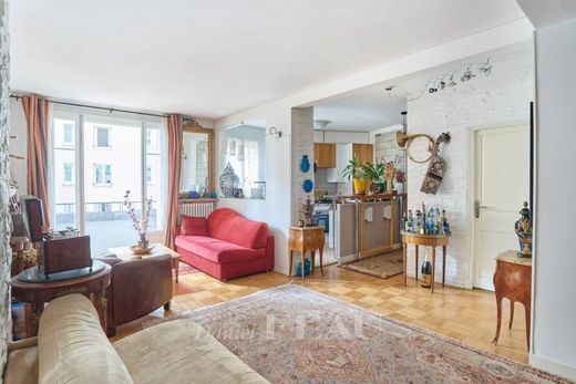 Apartment in La Muette, Auteuil, Porte Dauphine, Paris
