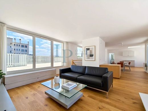 Apartament w Issy-les-Moulineaux, Hauts-de-Seine