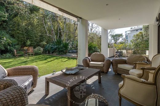 Apartment in Marseille, Bouches-du-Rhône