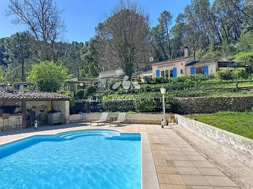 Maison de luxe à Salernes, Var