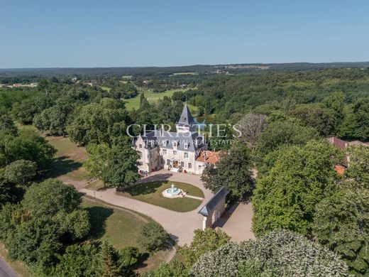 Demeure ou Maison de Campagne à Angoulême, Charente