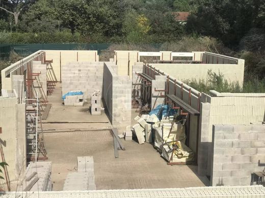 Teren w Mouans-Sartoux, Alpes-Maritimes