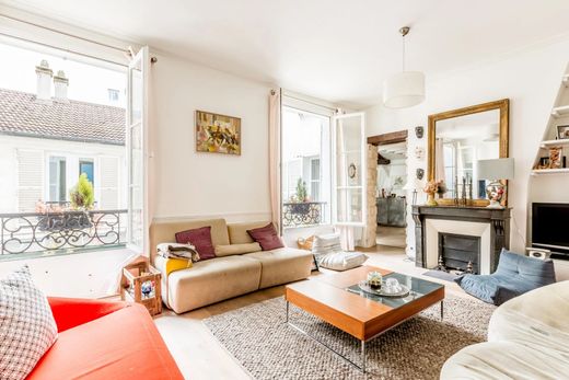 Apartment in Neuilly-sur-Seine, Hauts-de-Seine