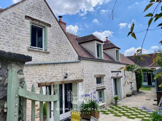 Luksusowy dom w Milly-la-Forêt, Essonne