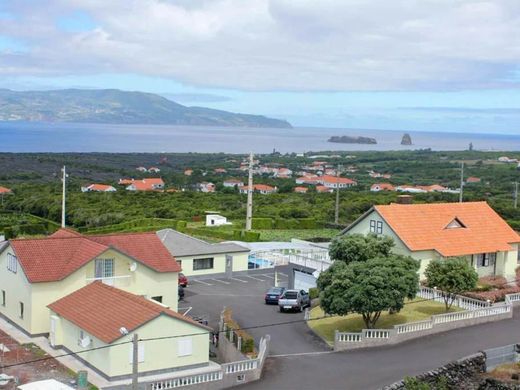 Hotel in Criação Velha, Madalena