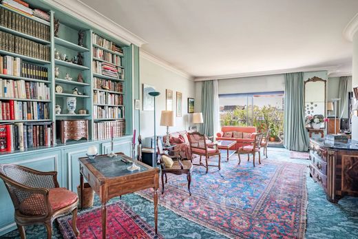 Apartment in Boulogne-Billancourt, Hauts-de-Seine