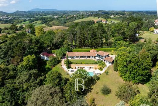 Luxury home in Urrugne, Pyrénées-Atlantiques