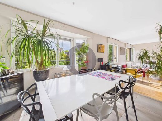 Luxury home in Antony, Hauts-de-Seine
