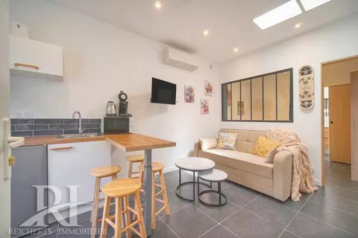 カンヌ, Alpes-Maritimesのアパートメント・コンプレックス