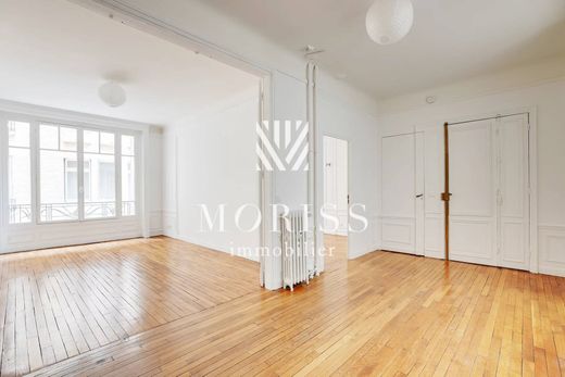 Apartment in Monceau, Courcelles, Ternes, Paris