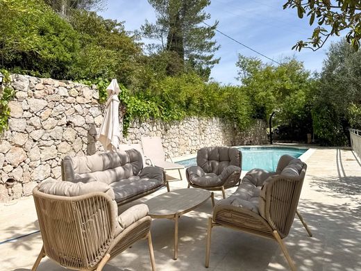 Luxus-Haus in La Turbie, Alpes-Maritimes