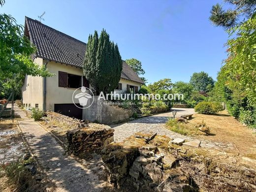 Luxury home in Étiolles, Essonne