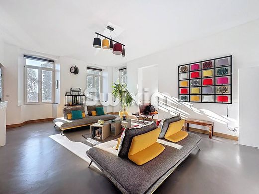 Casa di lusso a Valserhône, Ain