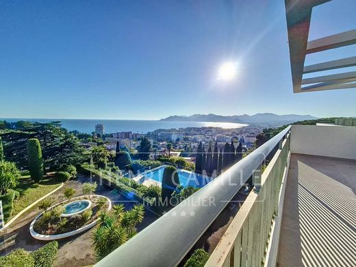 아파트 / 칸, Alpes-Maritimes