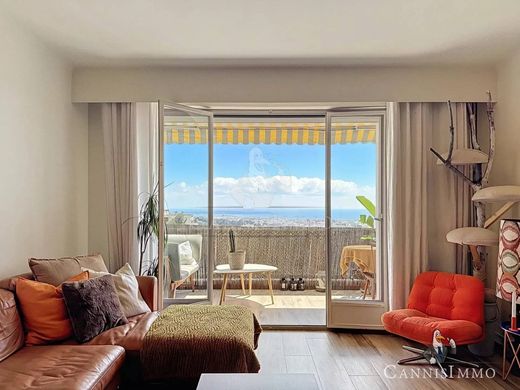 Appartement à Le Cannet, Alpes-Maritimes