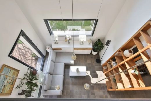 Luksusowy dom w Suresnes, Hauts-de-Seine