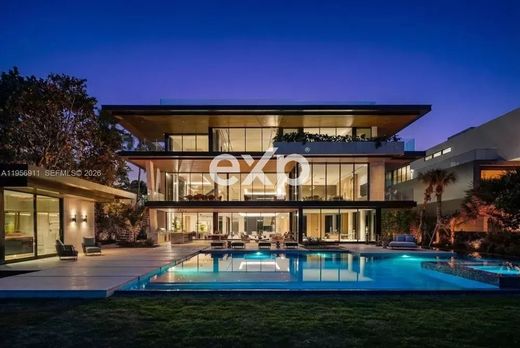 Villa in Golden Beach, Miami-Dade County