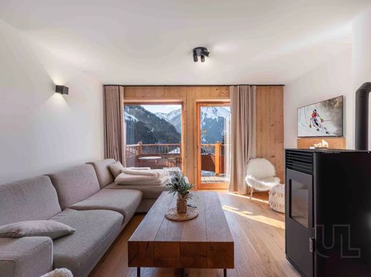 Apartment in Champagny-en-Vanoise, Savoy