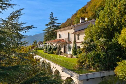 Villa en Ruvigliana, Lugano