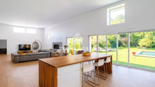 Luxury home in Bénesse-Maremne, Landes