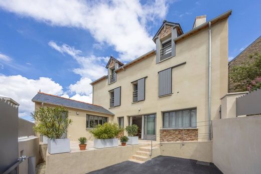 Luxury home in Dinard, Ille-et-Vilaine