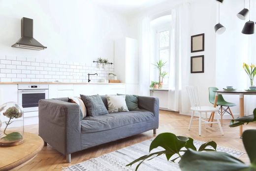 Apartment in La Muette, Auteuil, Porte Dauphine, Paris