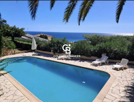 Luksusowy dom w Les Issambres, Var