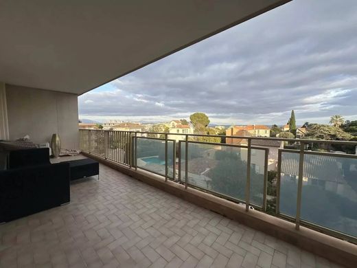Apartment in Juan-les-Pins, Alpes-Maritimes