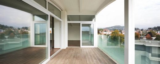 Saint-Ouen, Seine-Saint-Denisのアパートメント