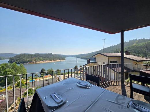 Residential complexes in Melres, Gondomar